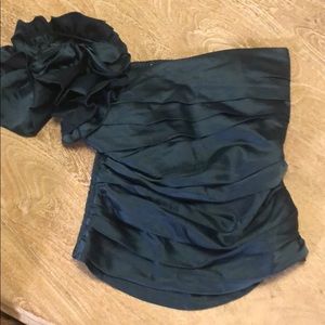 Arden B one sleeve top green small dressy